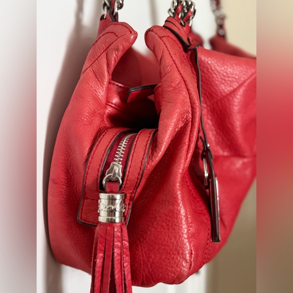 B Makowsky Red Pebbled Leather Hobo Shoulder Bag Silver Hardware Purse - Picture 4 of 11